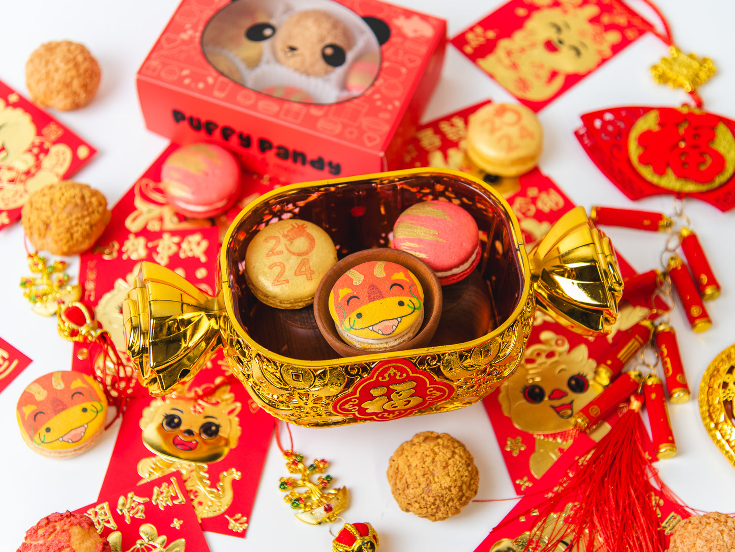 
                  
                    Year of the Dragon Gift Set
                  
                
